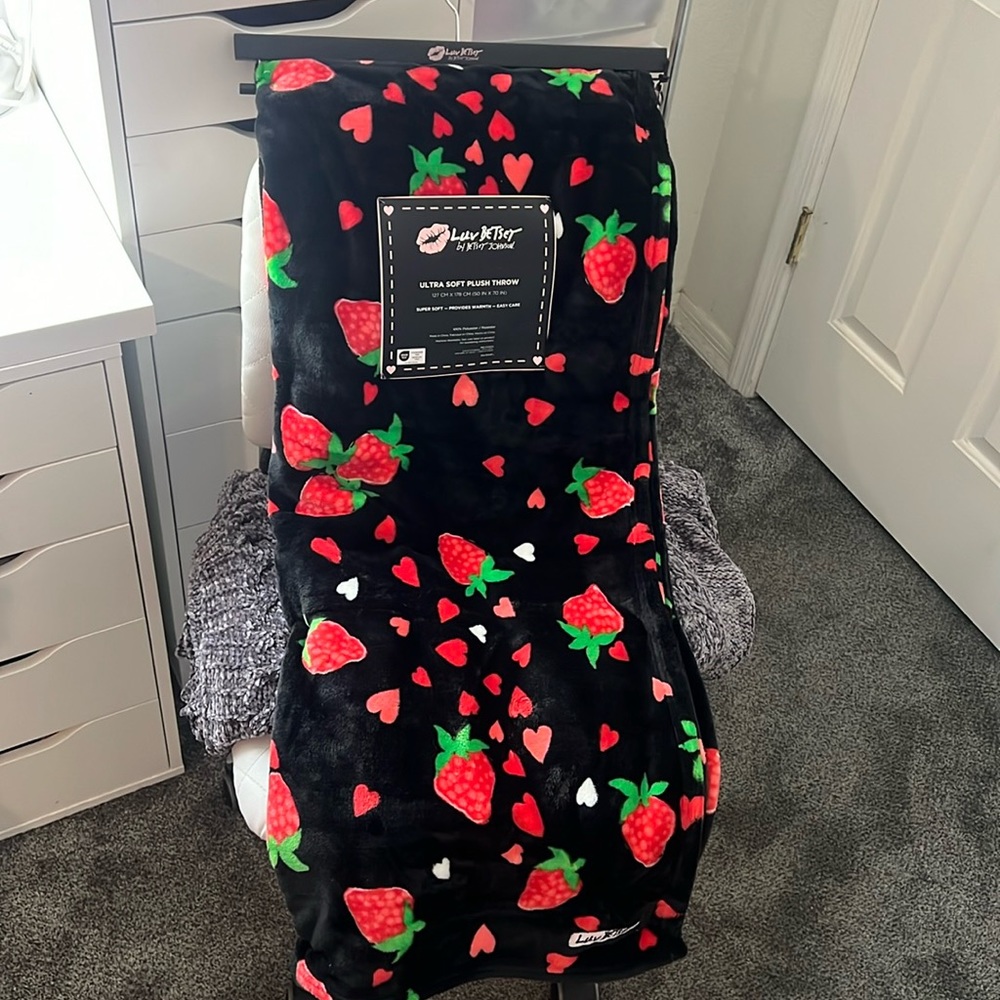 Betsey Johnson strawberry blanket